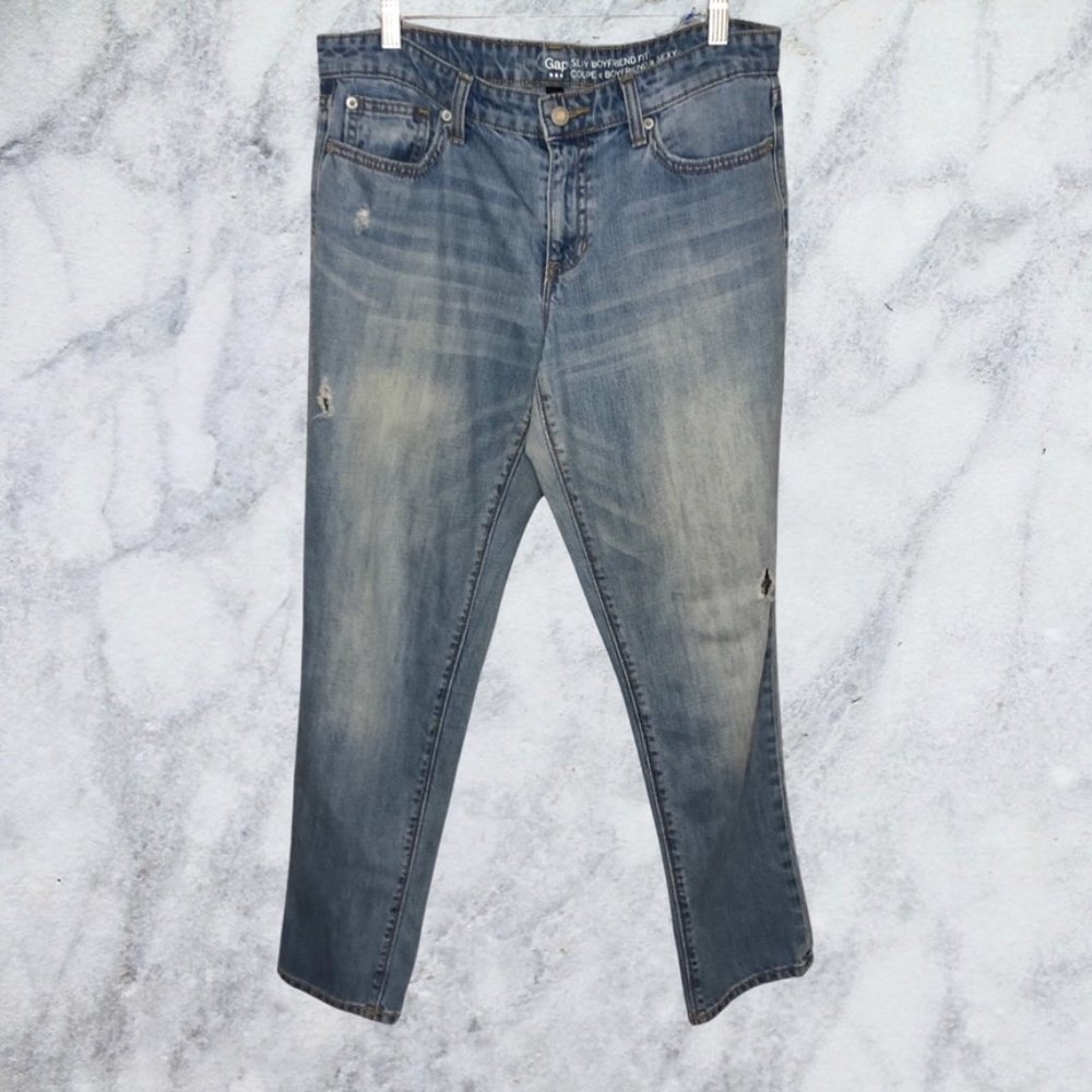 Gap Sexy Boyfriend Distressed Jeans - 6/28 Ankle